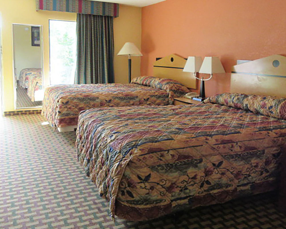 Milan Inn & Suites Luaran gambar