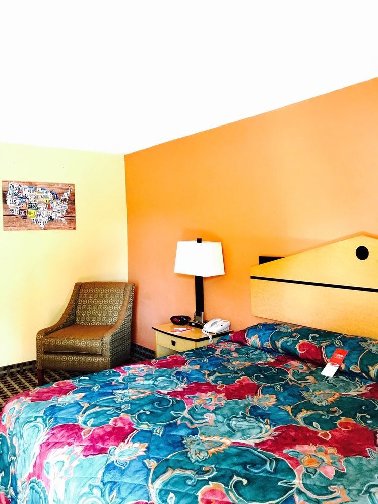 Milan Inn & Suites Luaran gambar