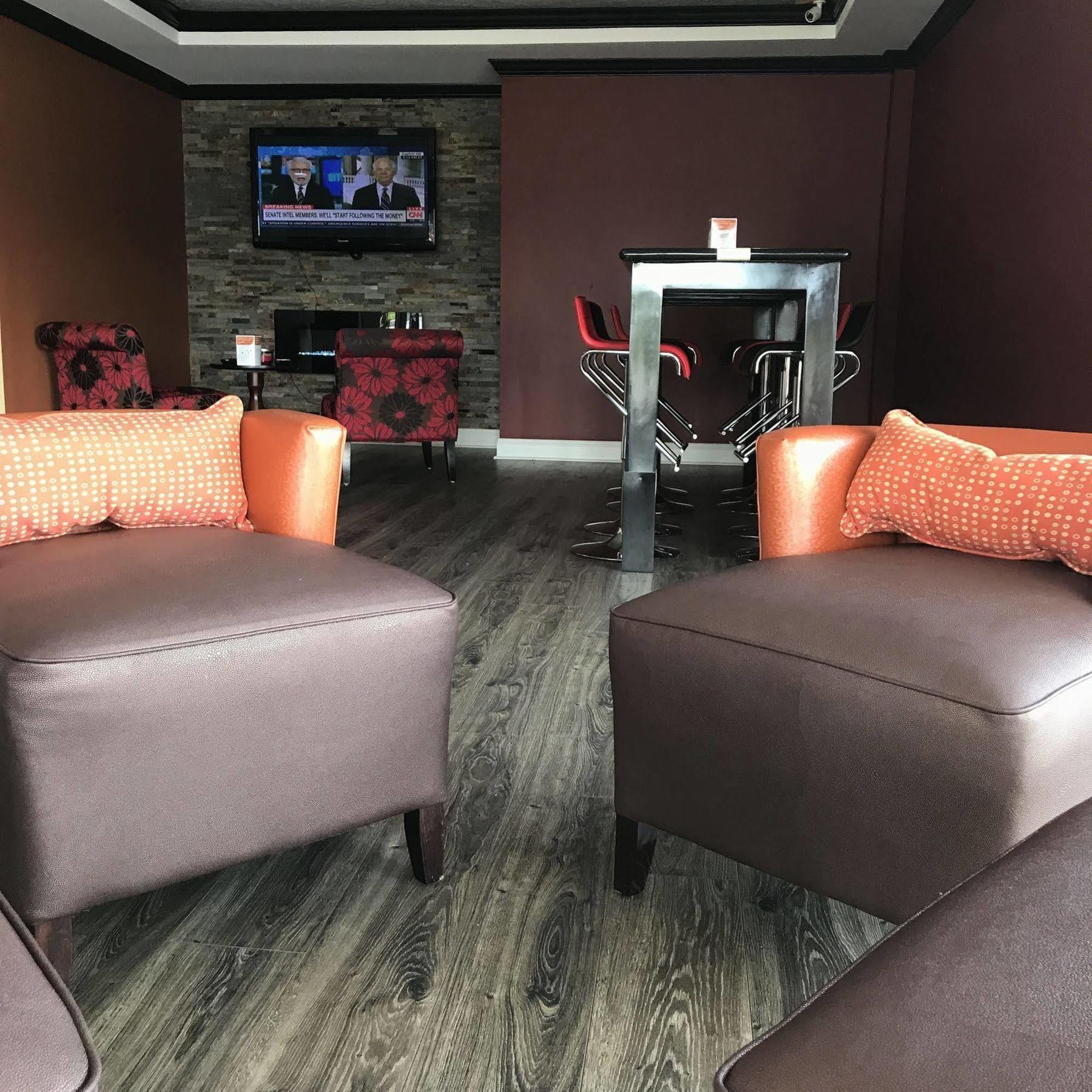Milan Inn & Suites Luaran gambar