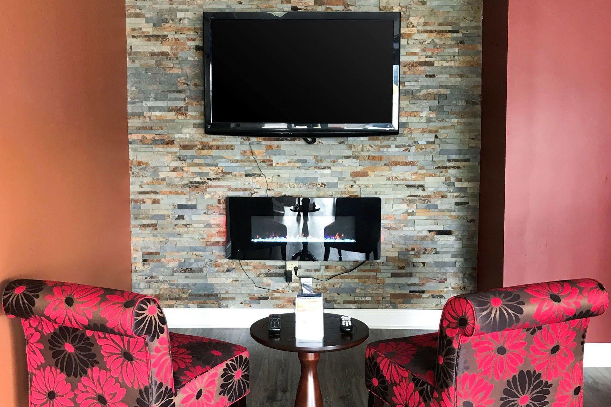 Milan Inn & Suites Luaran gambar