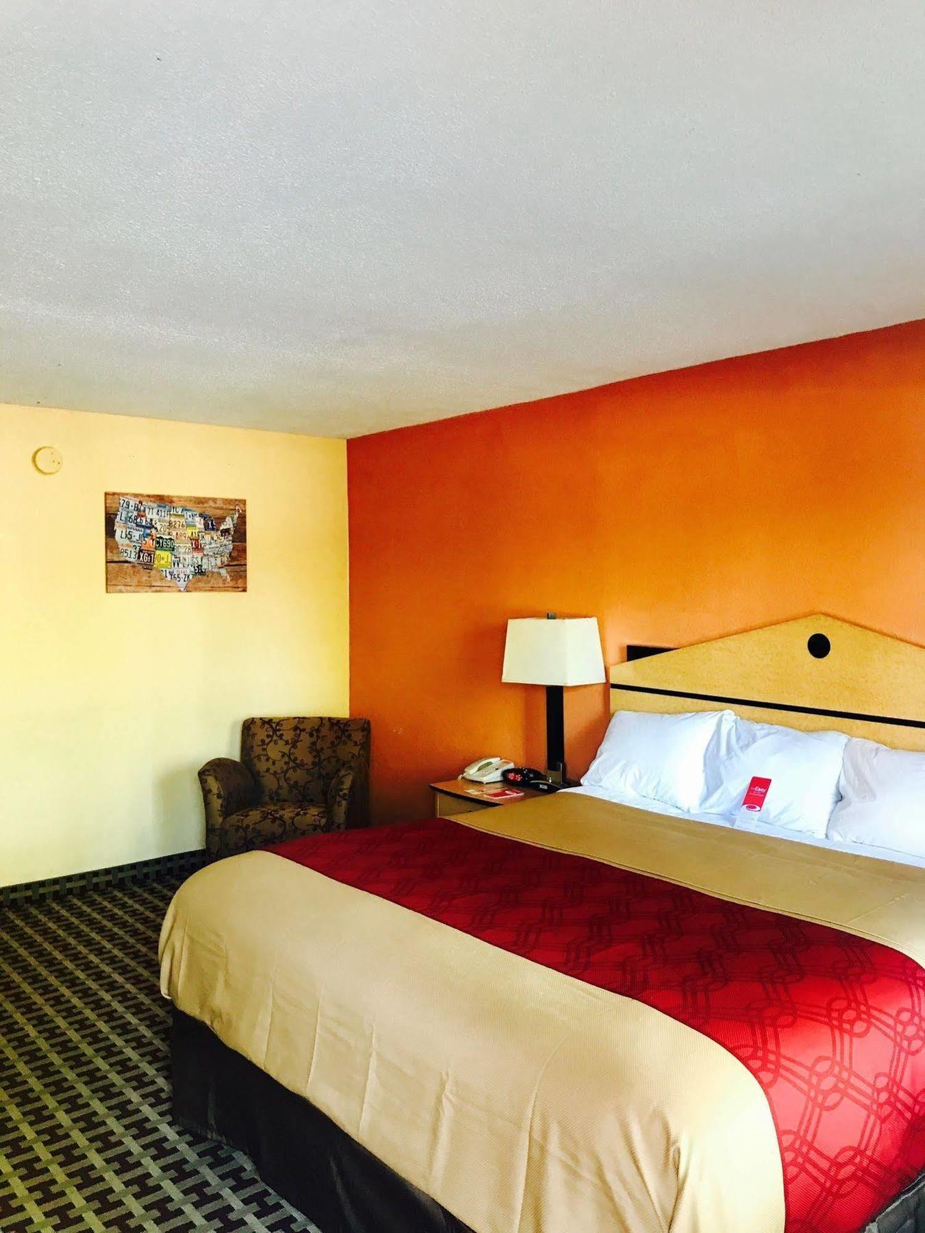 Milan Inn & Suites Luaran gambar